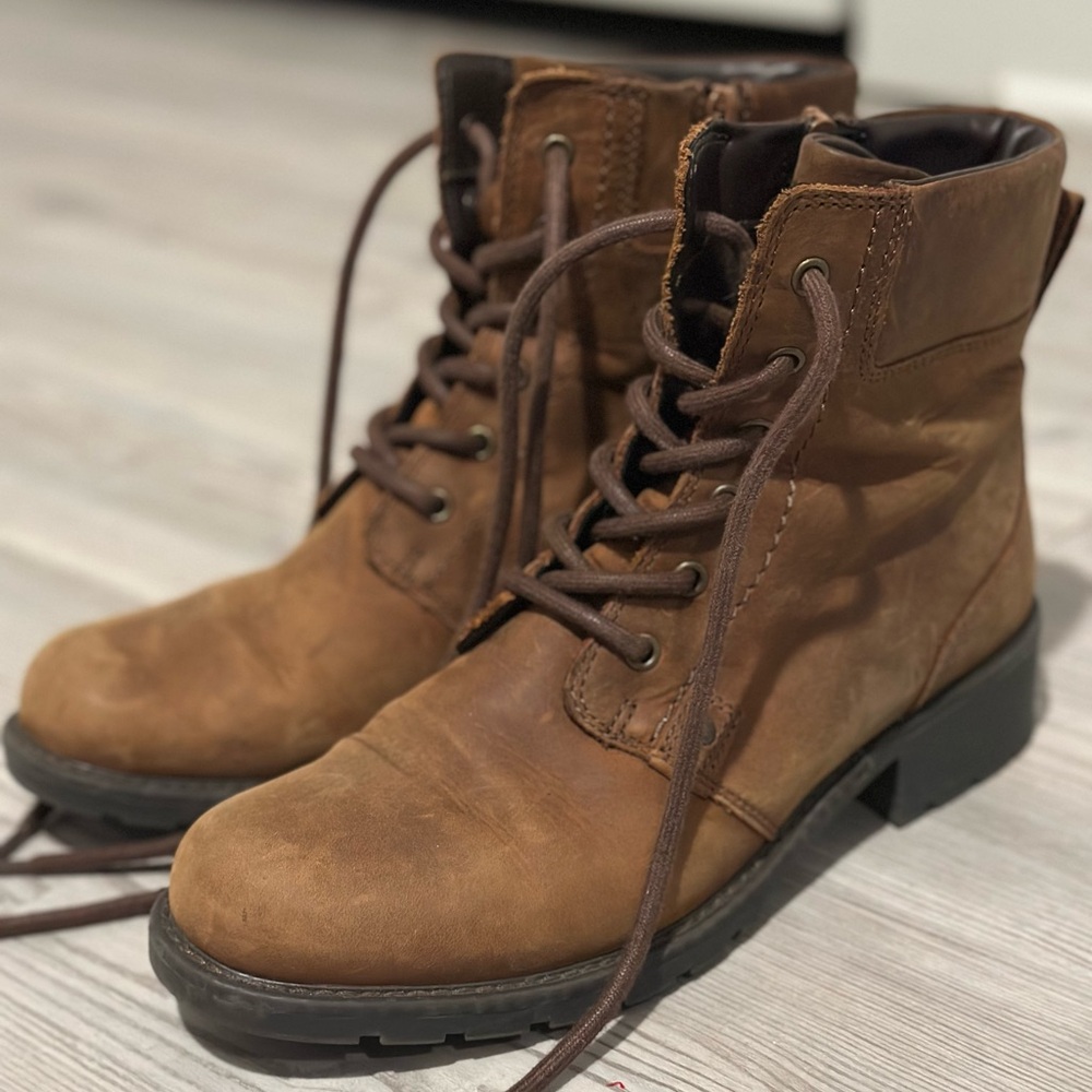 Clarks Brown Combat & Moto Boots